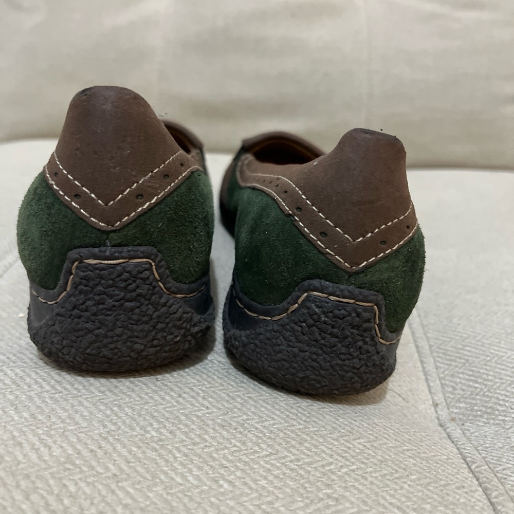 WOMEN'S RUFFHEWN LAWDON GREEN & BROWN SUEDE LOAFER SLIP ONS SIZE 9 M - Picture 5 of 7